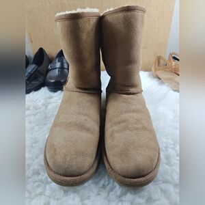 UGG Women’s Brown Suede Boots – Size 10